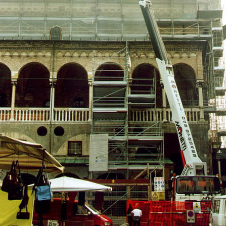 Noleggio piattaforme aeree mt 56