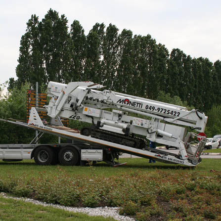 Noleggio piattaforme aeree semovente mt 50