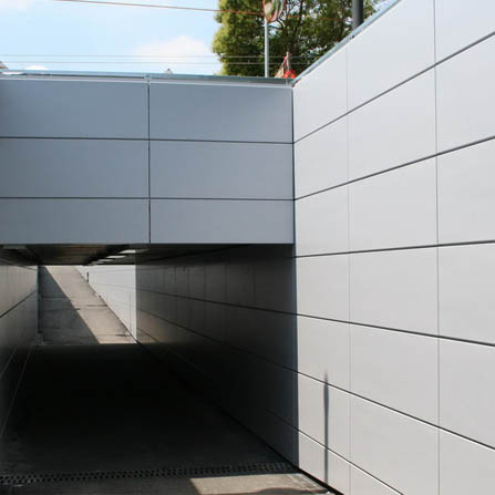Rivestimento in pannelli scatolari alluminio