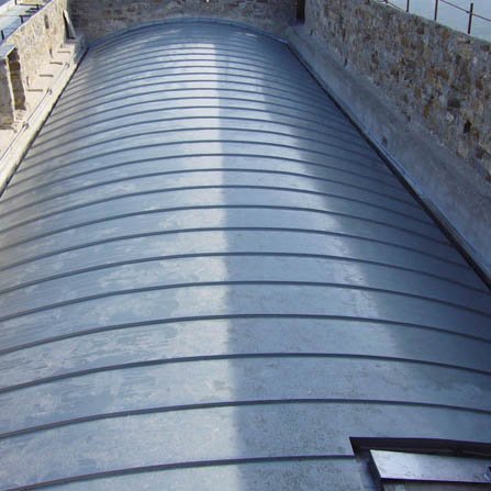 Copertura in doppia aggraffatura zinco-titanio